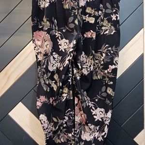 NY & C cropped floral pants size medium